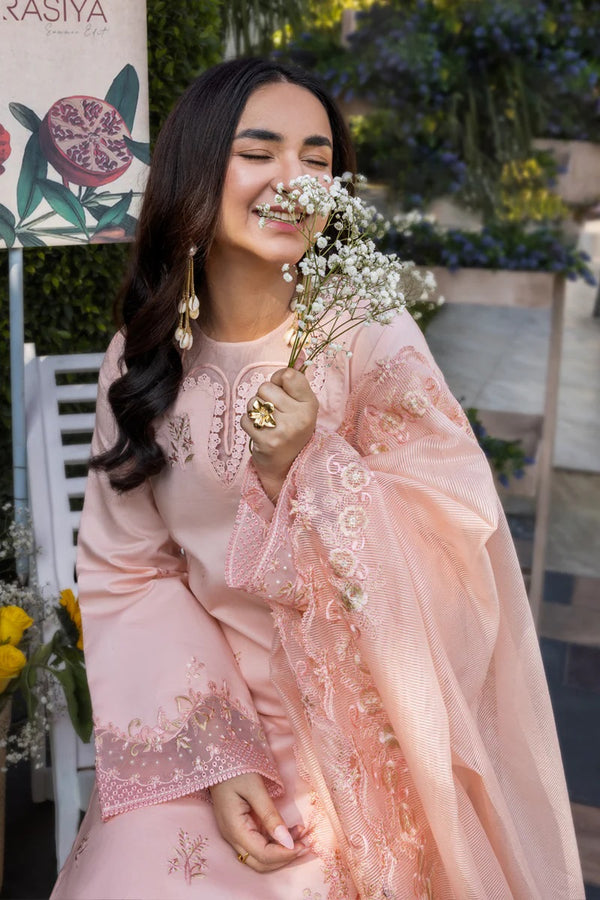 Yumna Zaidi - Fiya Shirt, Trouser with Dupatta