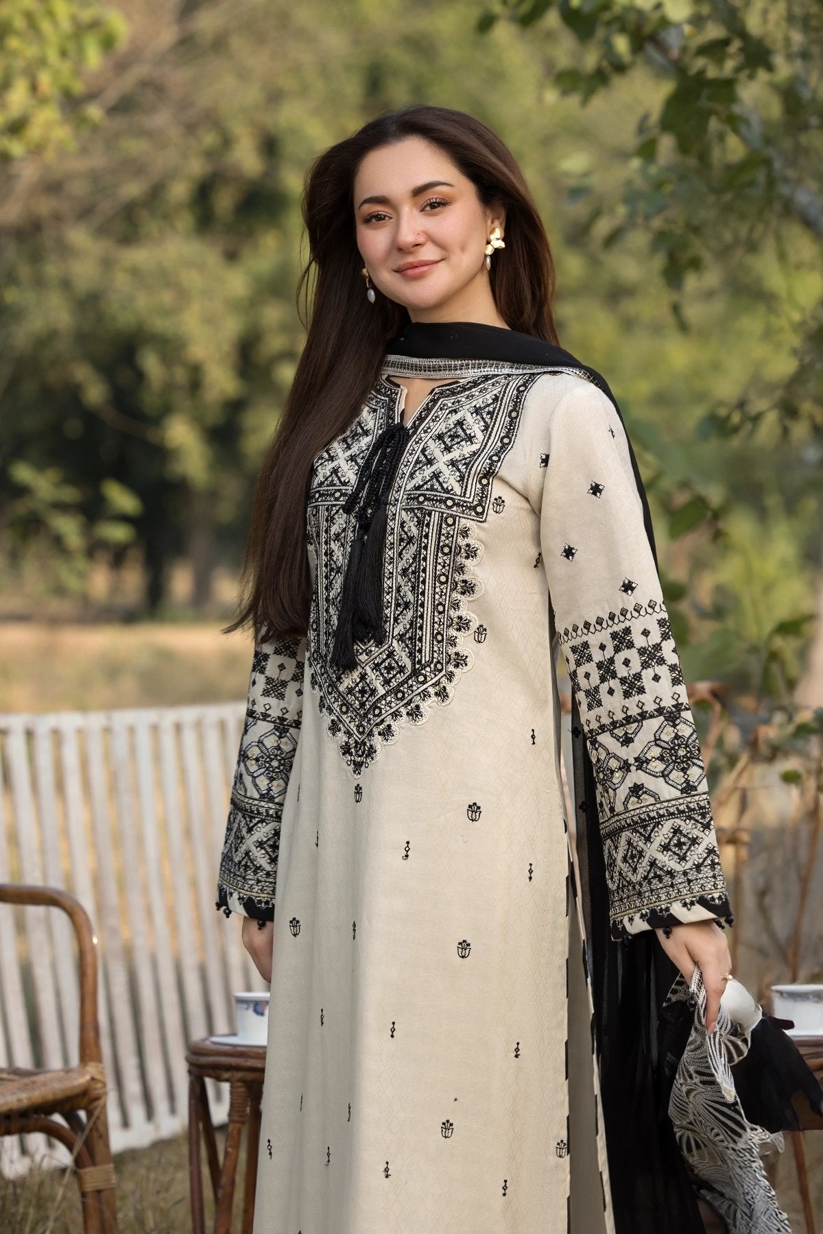 Hania Amir exquisite Eid 2025 3 piece jacquard collection